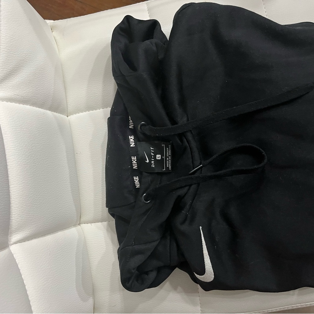 Men’s Black Nike hoodie